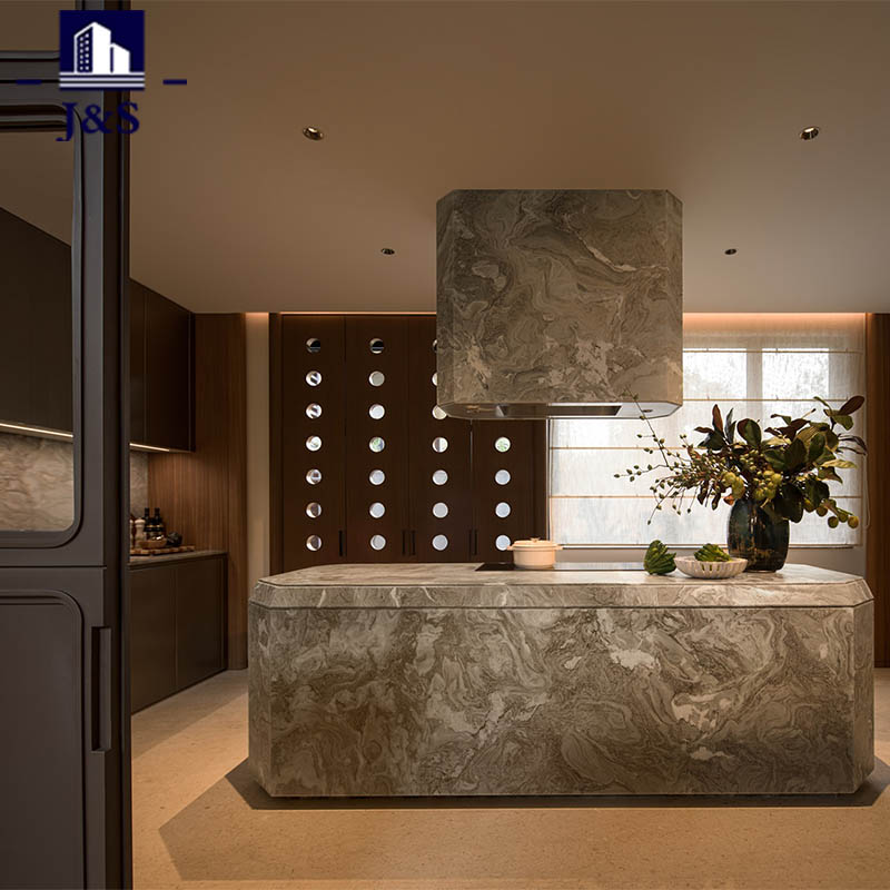 Sodoben izdelovalec kuhinjskih omar